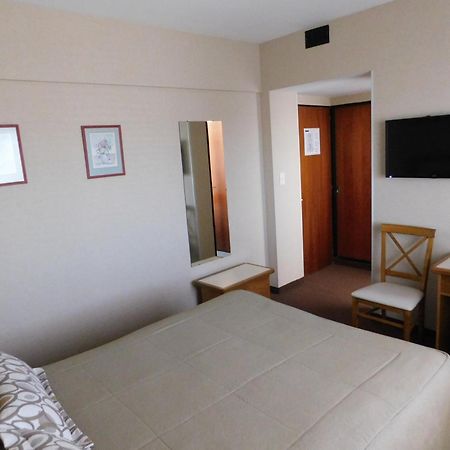 Hotel Libertador Трелев Екстериор снимка